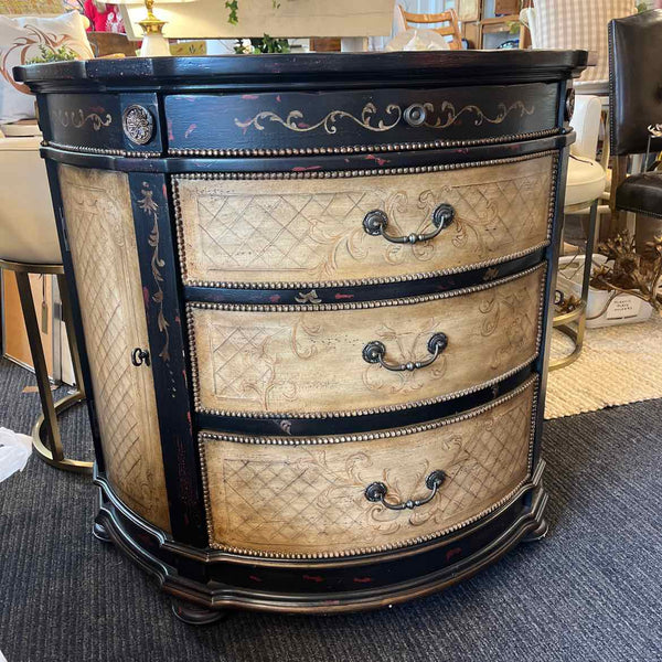 Tricia Pemberton Chest