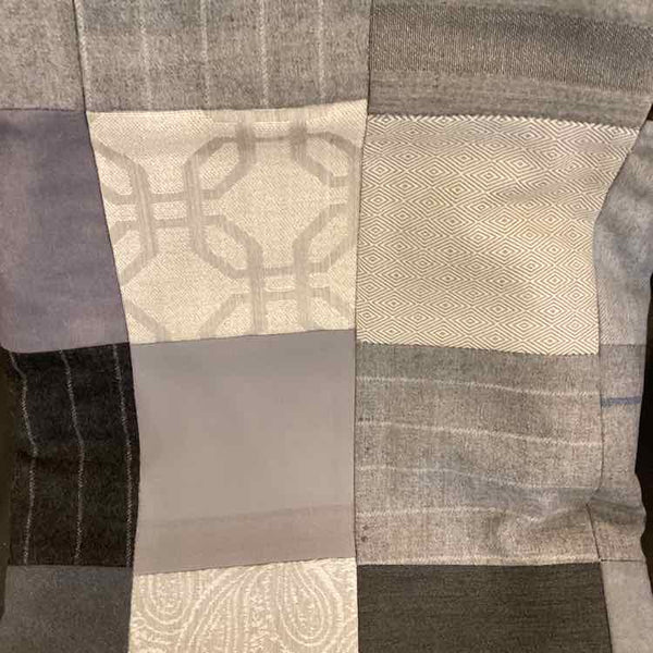 Holland & Sherry Scottish Wool Quilted Lap Throw