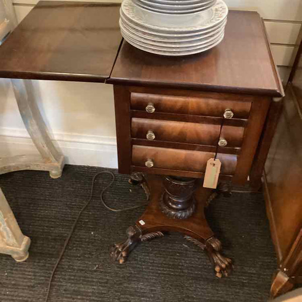 Empire Style Drop Side Chest