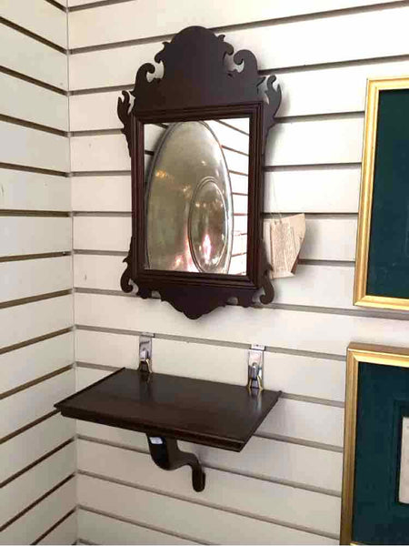 Mahogany Williamsburg Mirror With Shelf