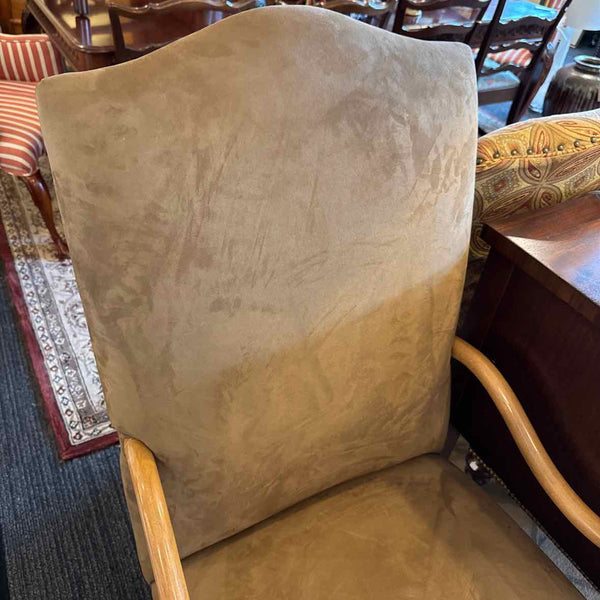 Kreiss Ultra-Suede Caramel Arm Chair