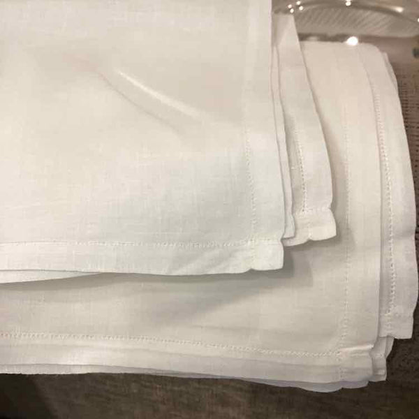 Set of 11 Ivory Linen Napkins