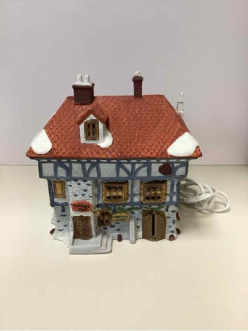 Dickens Village "Tuttles Pub"