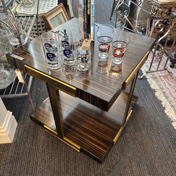 Tau Amara End Table
