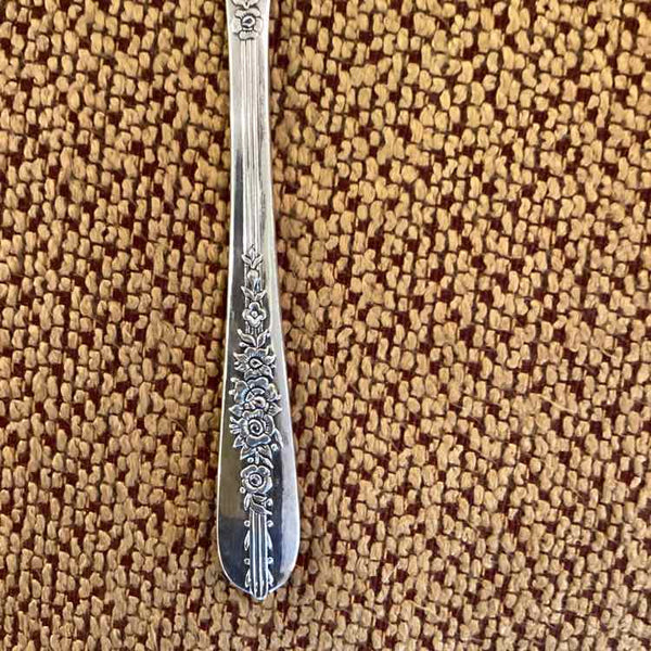 9 Butter Knives Royal Rose Intro 1939