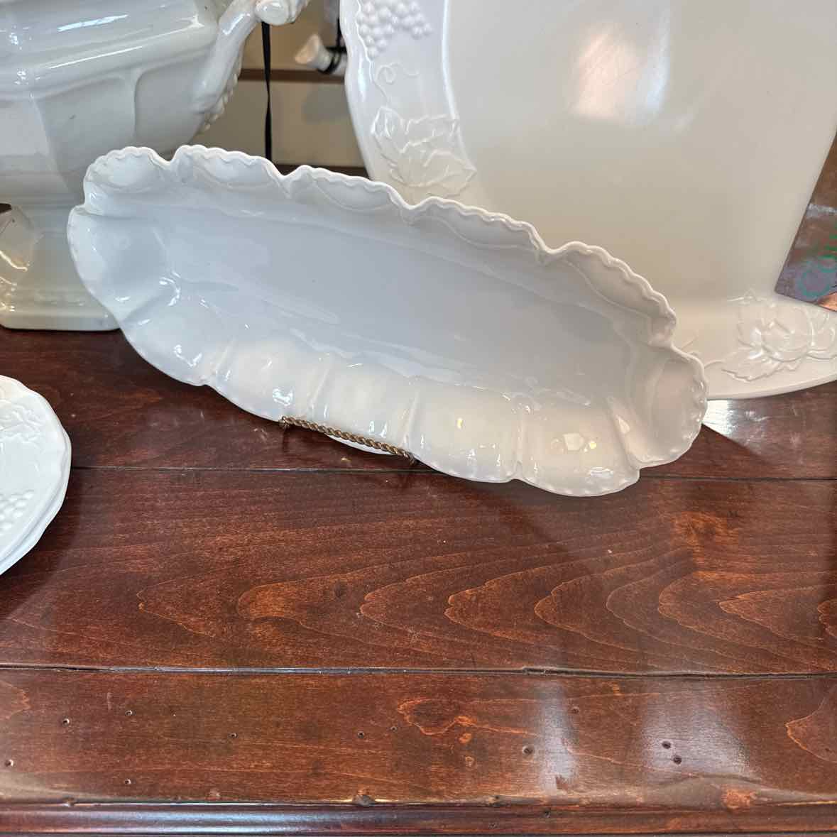 Haviland Oval White Dish