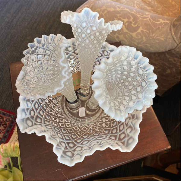 3 Lily Epergne