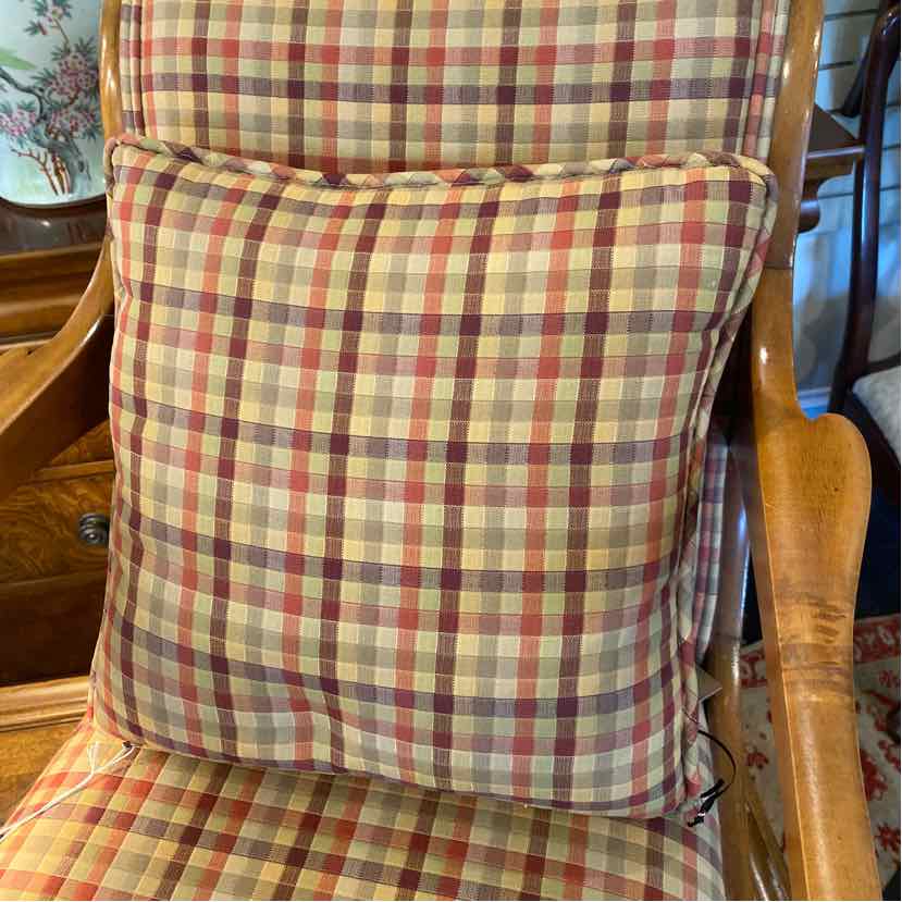 Gold Checked Pillow