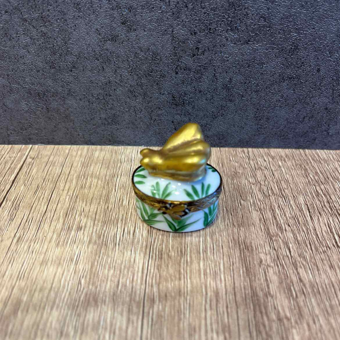 Limoges Mini Box With Gold Bee